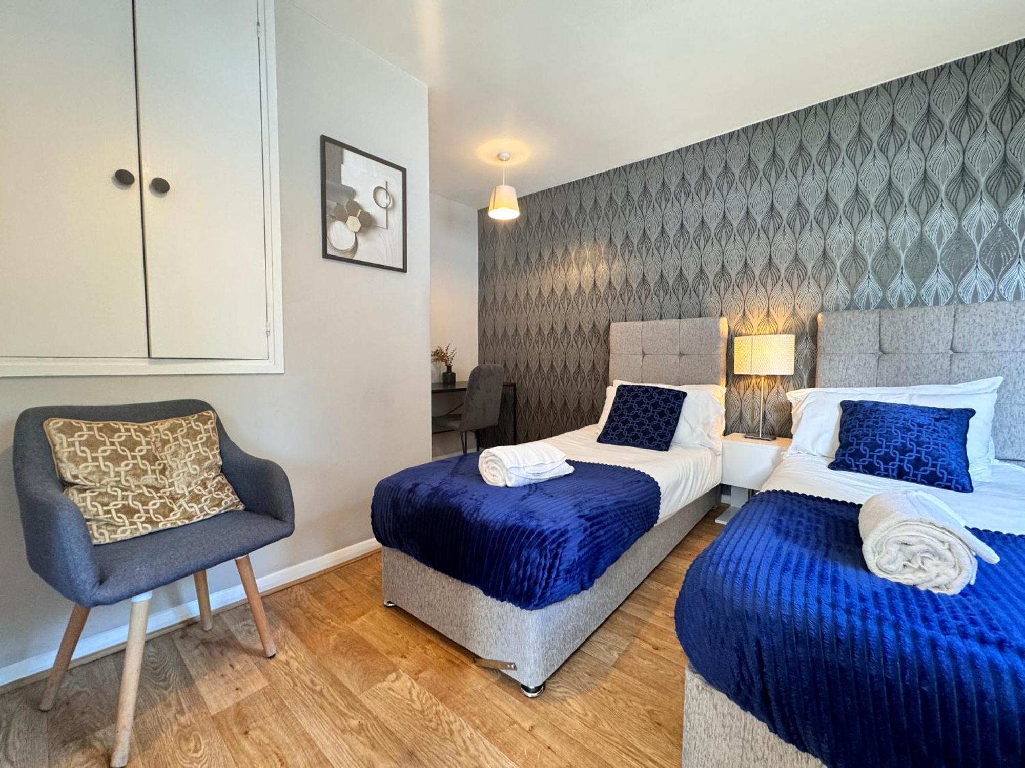 Kensington 2 Bedroom House-Big Living Area And Kitchen-Harrods-National History Museum-Hyde Park-Near 2 Underground Lines ロンドン エクステリア 写真